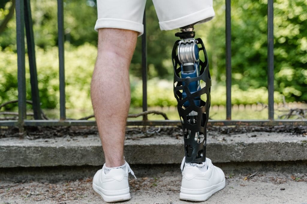 Mechanical Prosthetic Knees