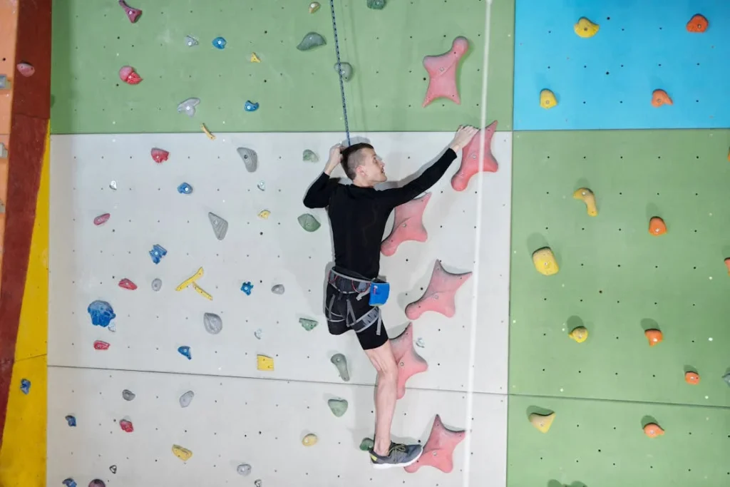 For amputees who want to try rock climbing, the first step is believing that it’s possible. The sport is open to anyone willing to put in the effort, and with the right approach, progress comes quickly.