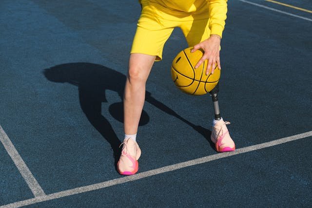 Find the best prosthetics designed for active children. Explore durable, flexible, and high-performance options for sports and outdoor activities